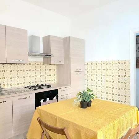 Tropicana - Lido San Giovanni Apartment *